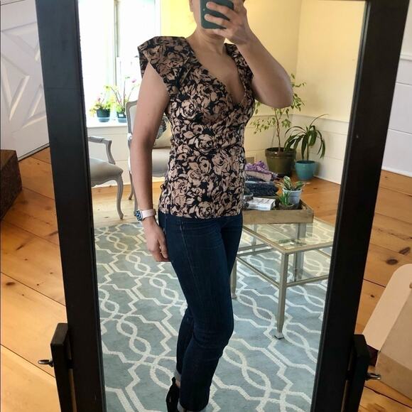 Ann Taylor Dark Floral V-Neck Sleeveless Blouse Shell Top Workwear Size 0 - Picture 6 of 9